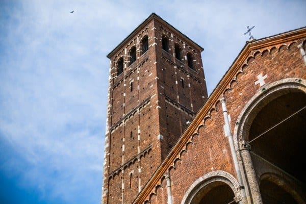 Basilique Saint - Ambroise tour