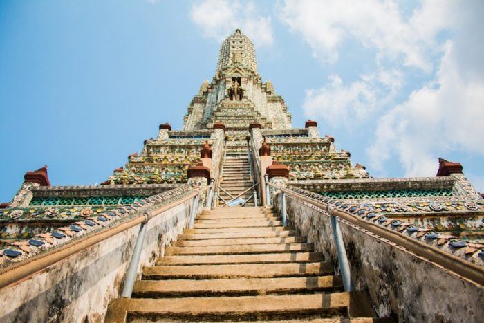 Temple du Wat Arun de Bangkok, Thaïlande, Buddha's day