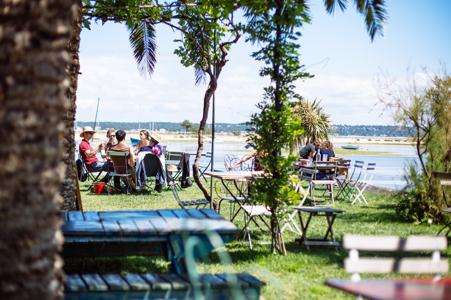 Chez Boulan, dégustation d'huître à Lége-Cap Ferret
