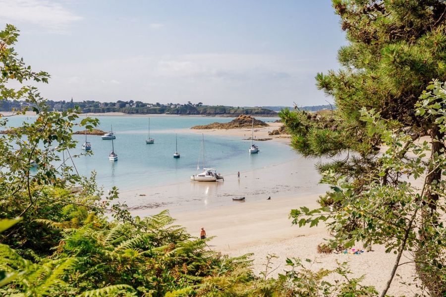 Canicule 10 Plages Et Criques Naturelles Où Se Baigner En