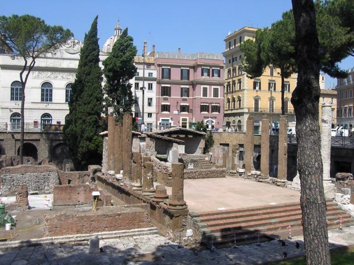 Largo di Torre Argentina, Rome