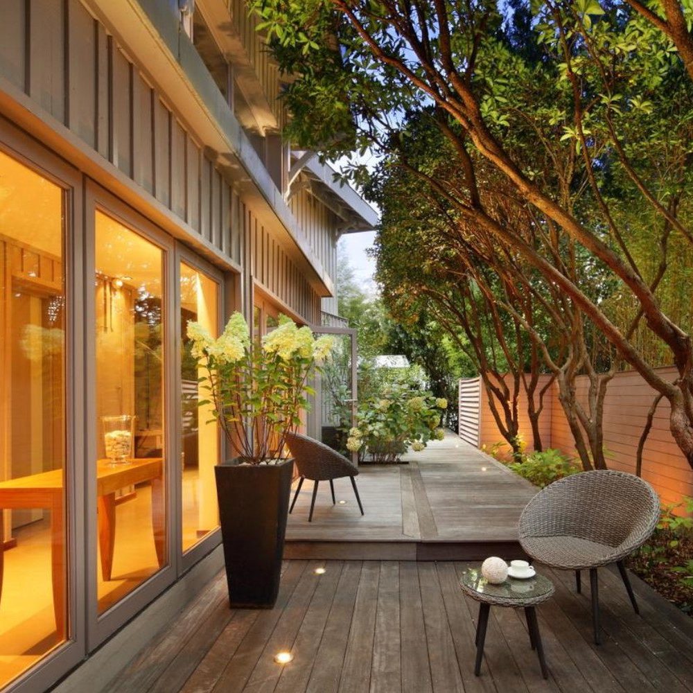 hotel cote sable terrasse arbre