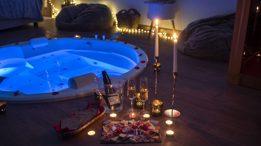 jacuzzi privatif l'escapade romantique hauts de france