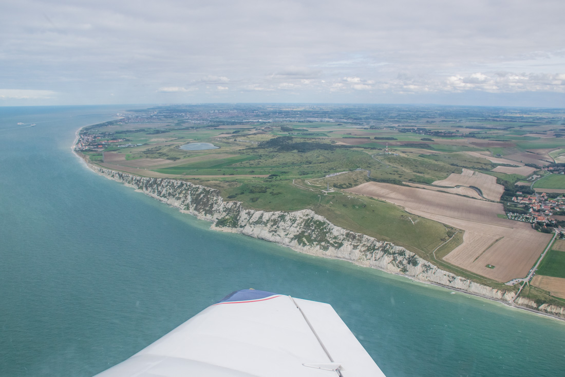 ULM au dessus du cap blanc nez