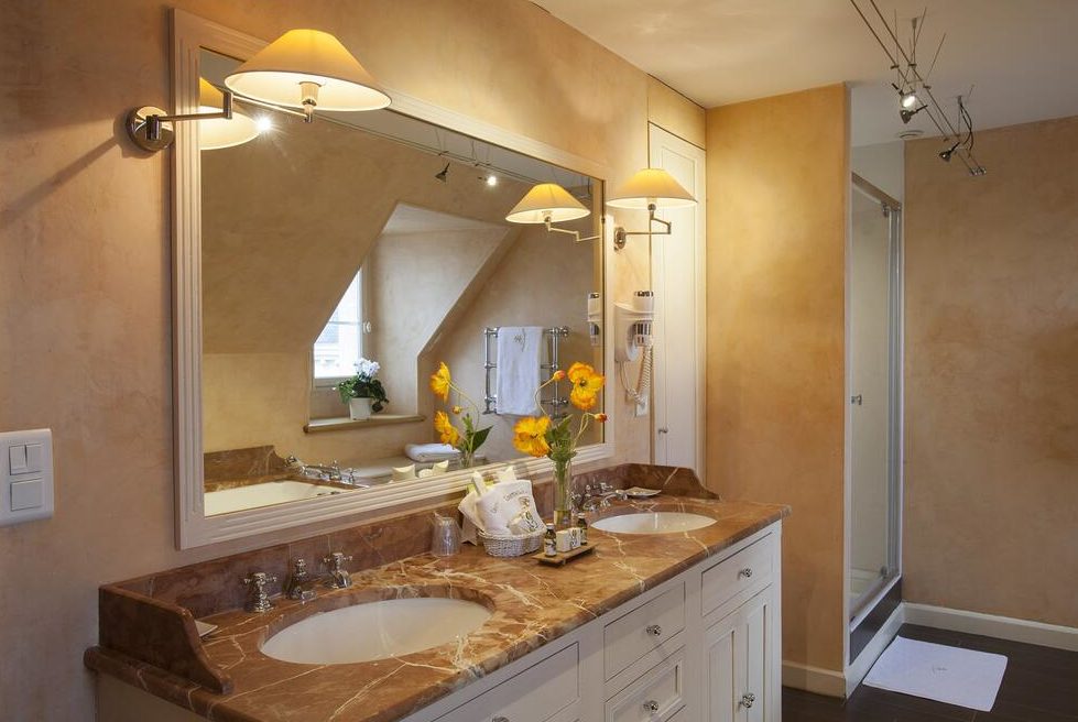 salle de bain chateau de la riviere