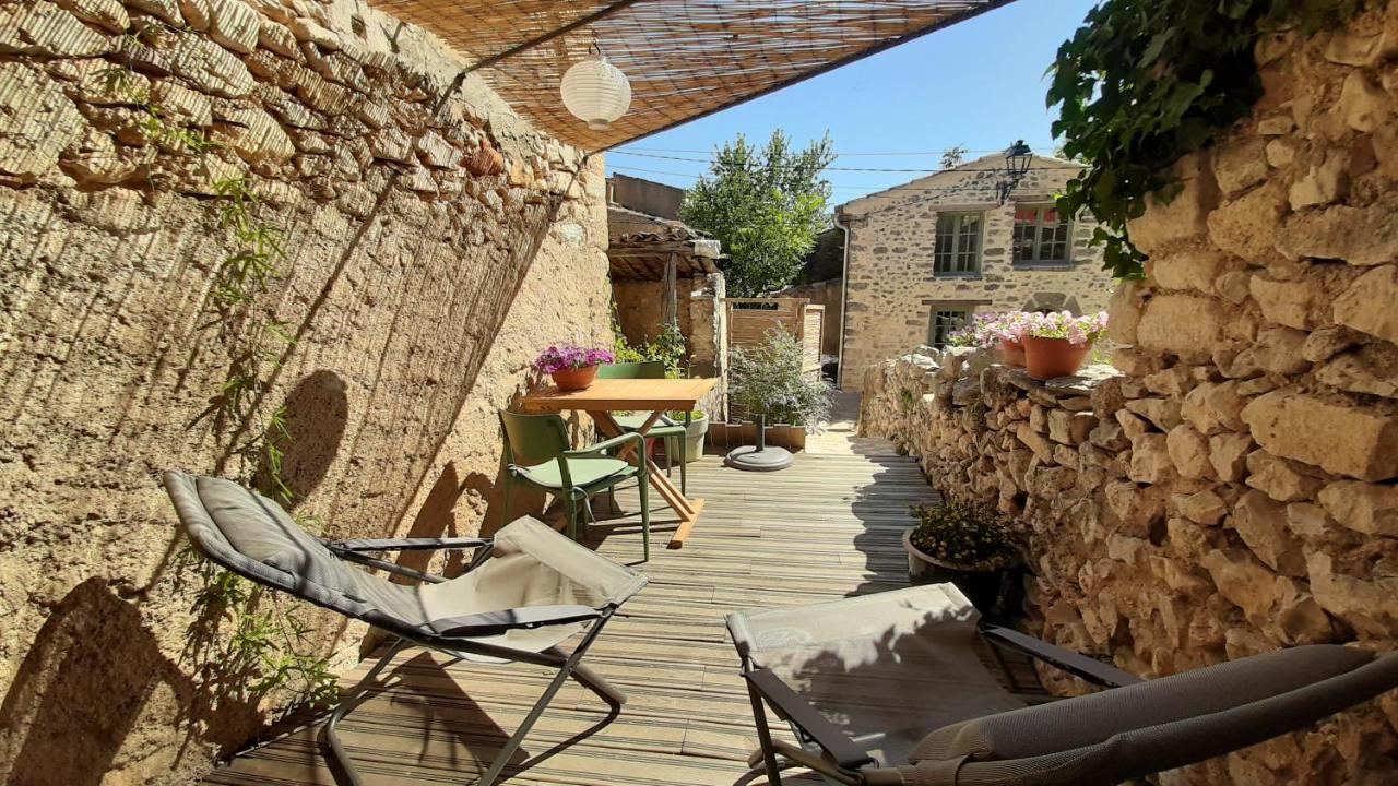 week-end insolite france gite sous le chateau