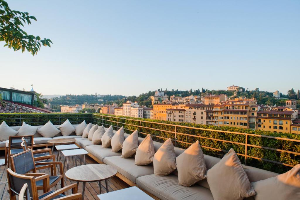 hotel continentale florence - bar rooftop
